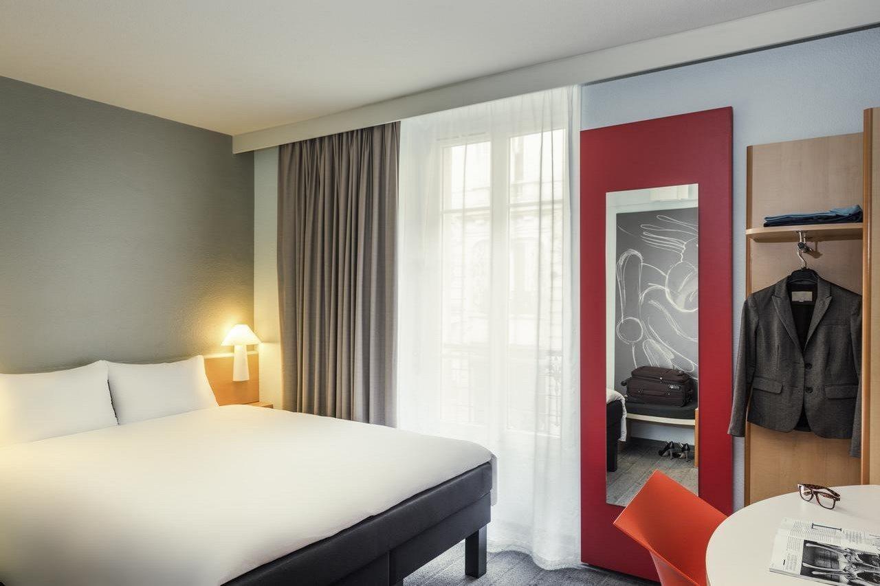 Ibis Levallois Perret Esterno foto