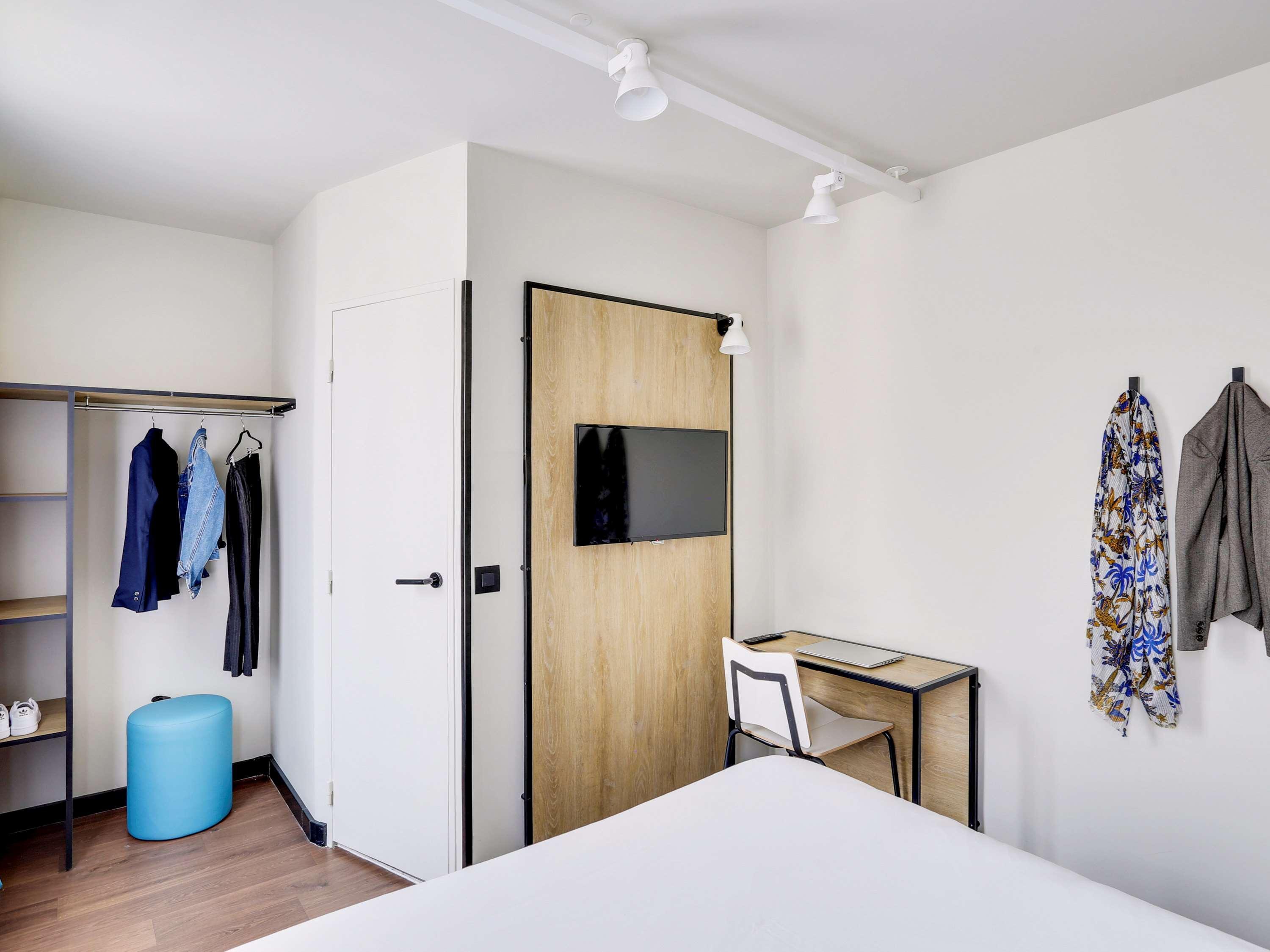 Ibis Levallois Perret Esterno foto