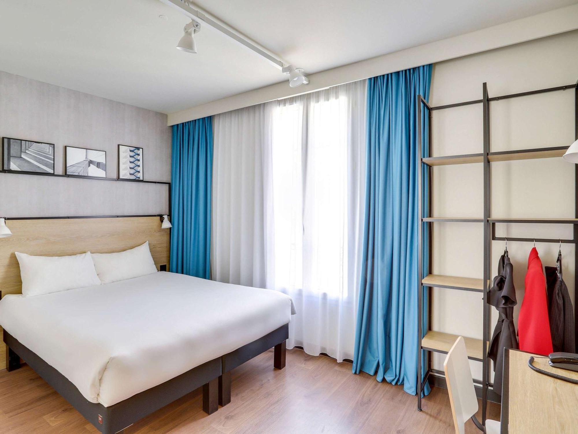 Ibis Levallois Perret Esterno foto