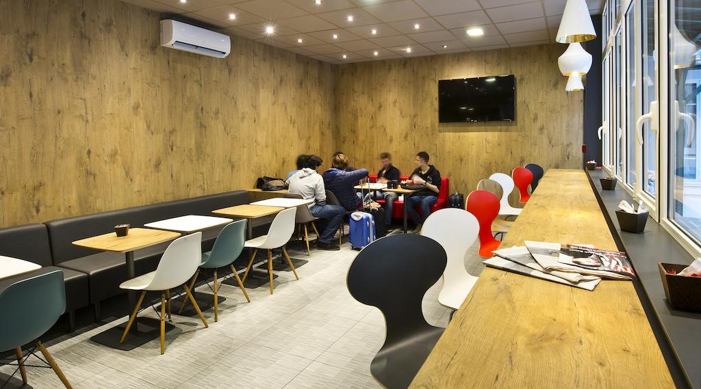 Ibis Levallois Perret Esterno foto